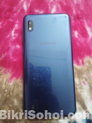 Samsung A10